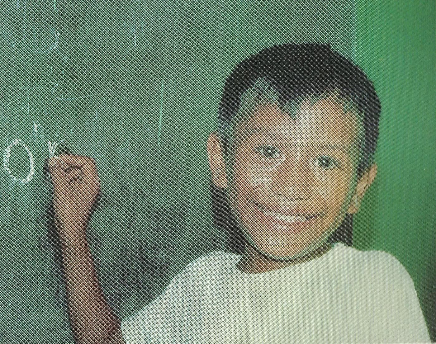 Fotografía histórica de un alumno del Centro Escolar Mimiahuapan